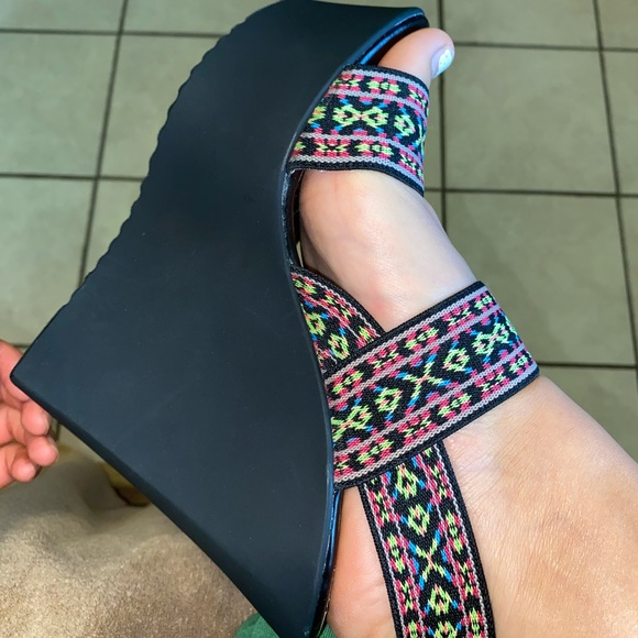 Wedges - Picture 2 of 3
